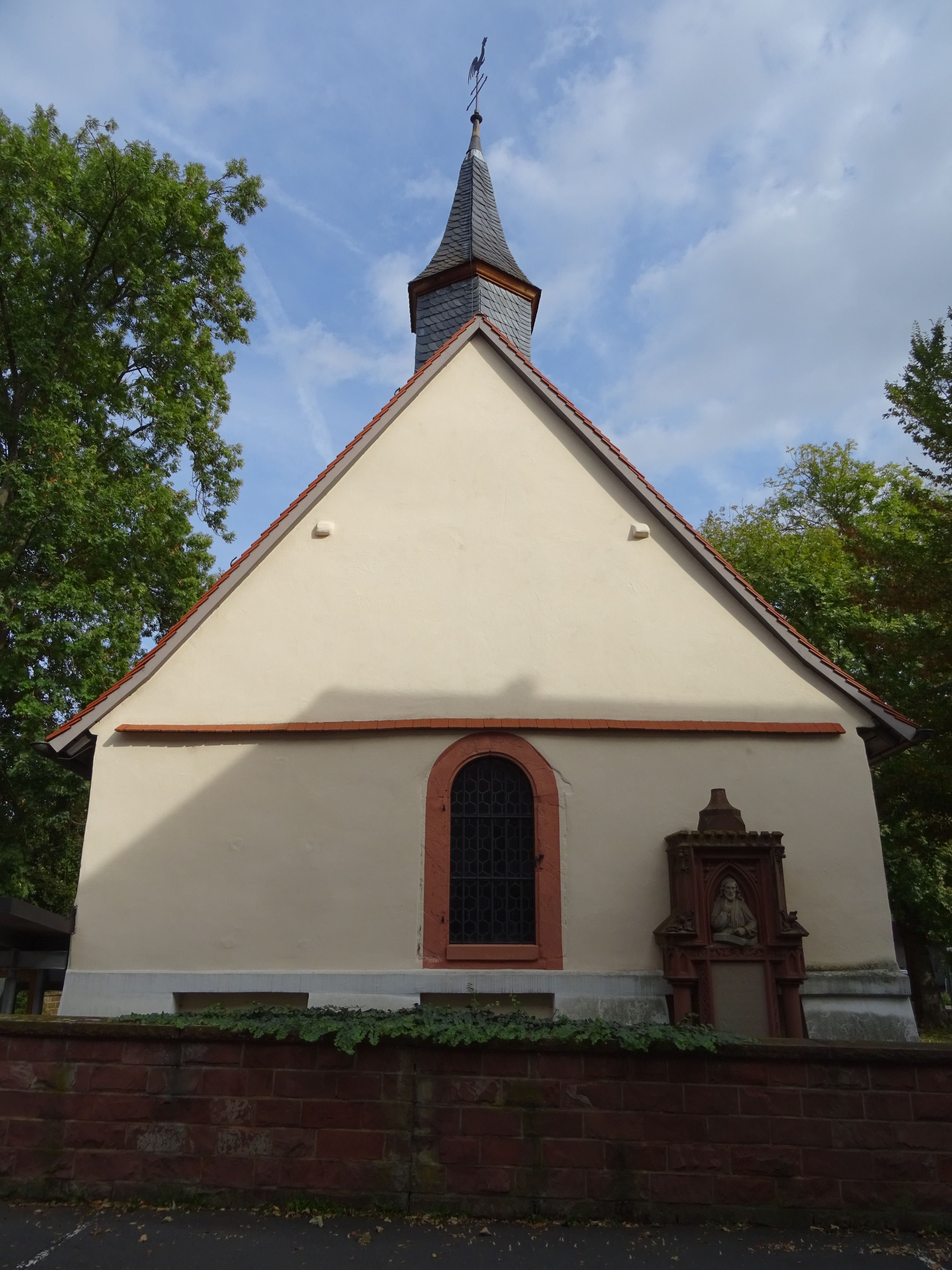 Westseite der Peterskapelle