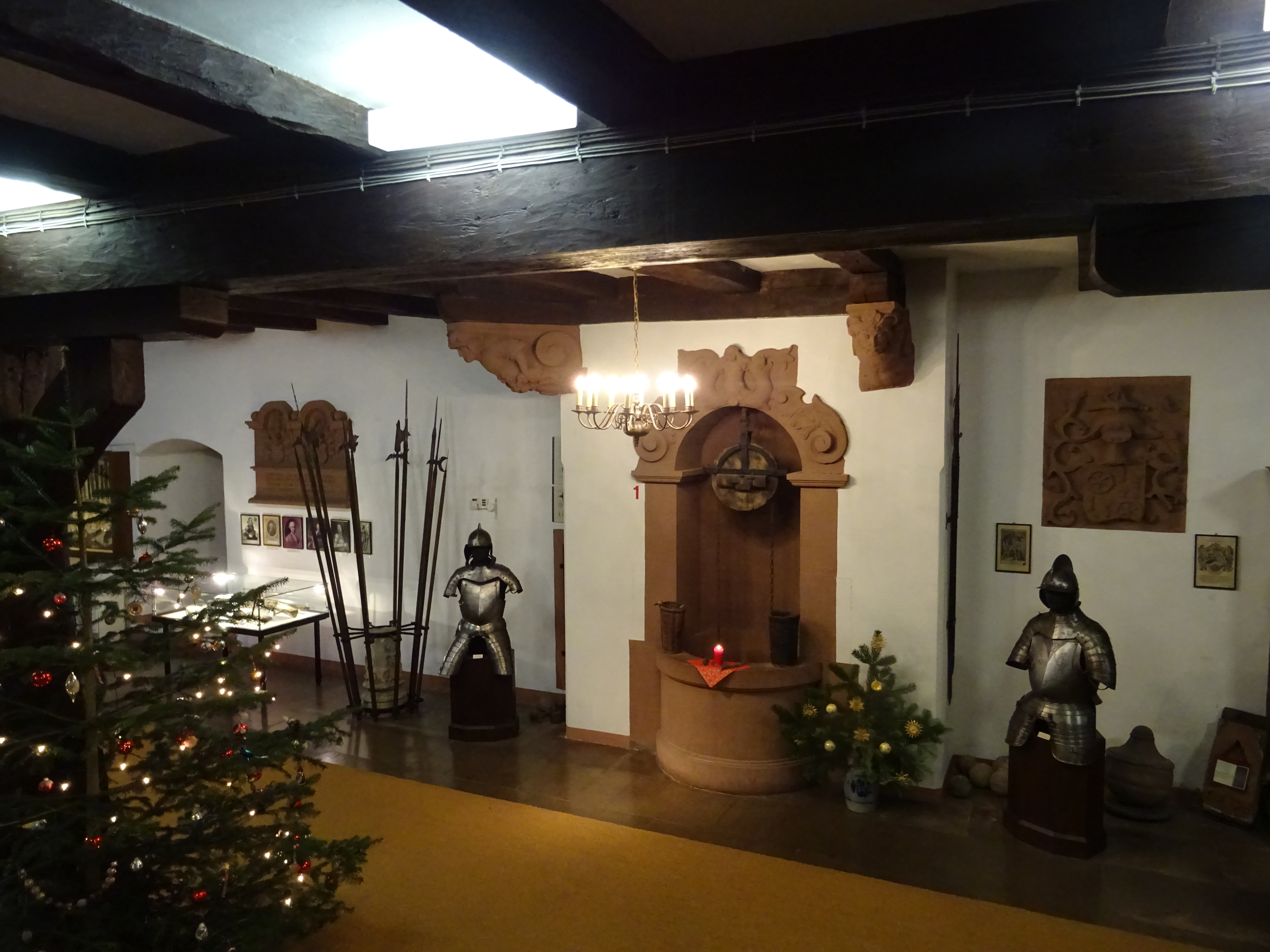 Schlossinnenhof als moderner Museums- und Rundgangsort