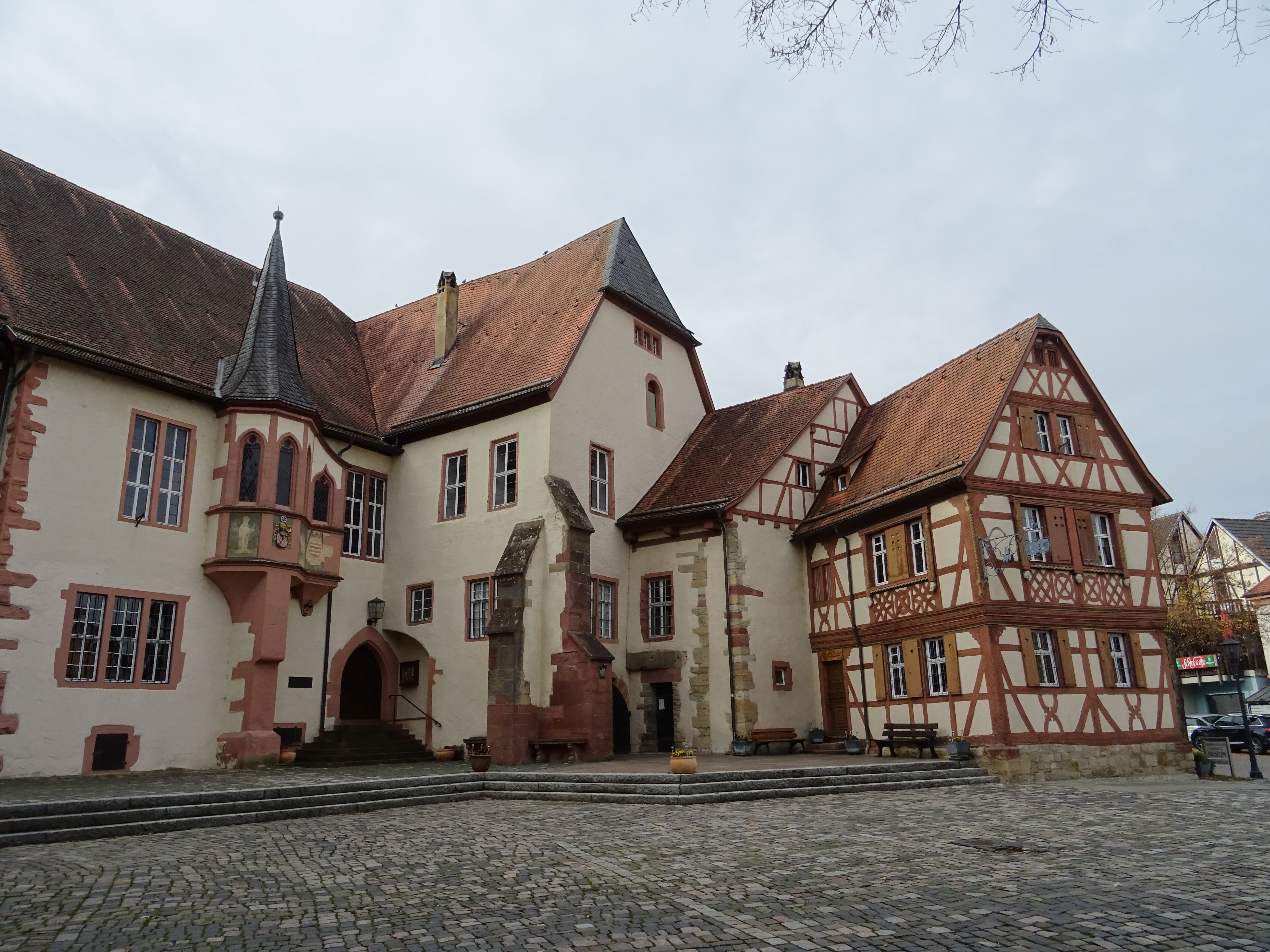 Hofseite des Schlosses